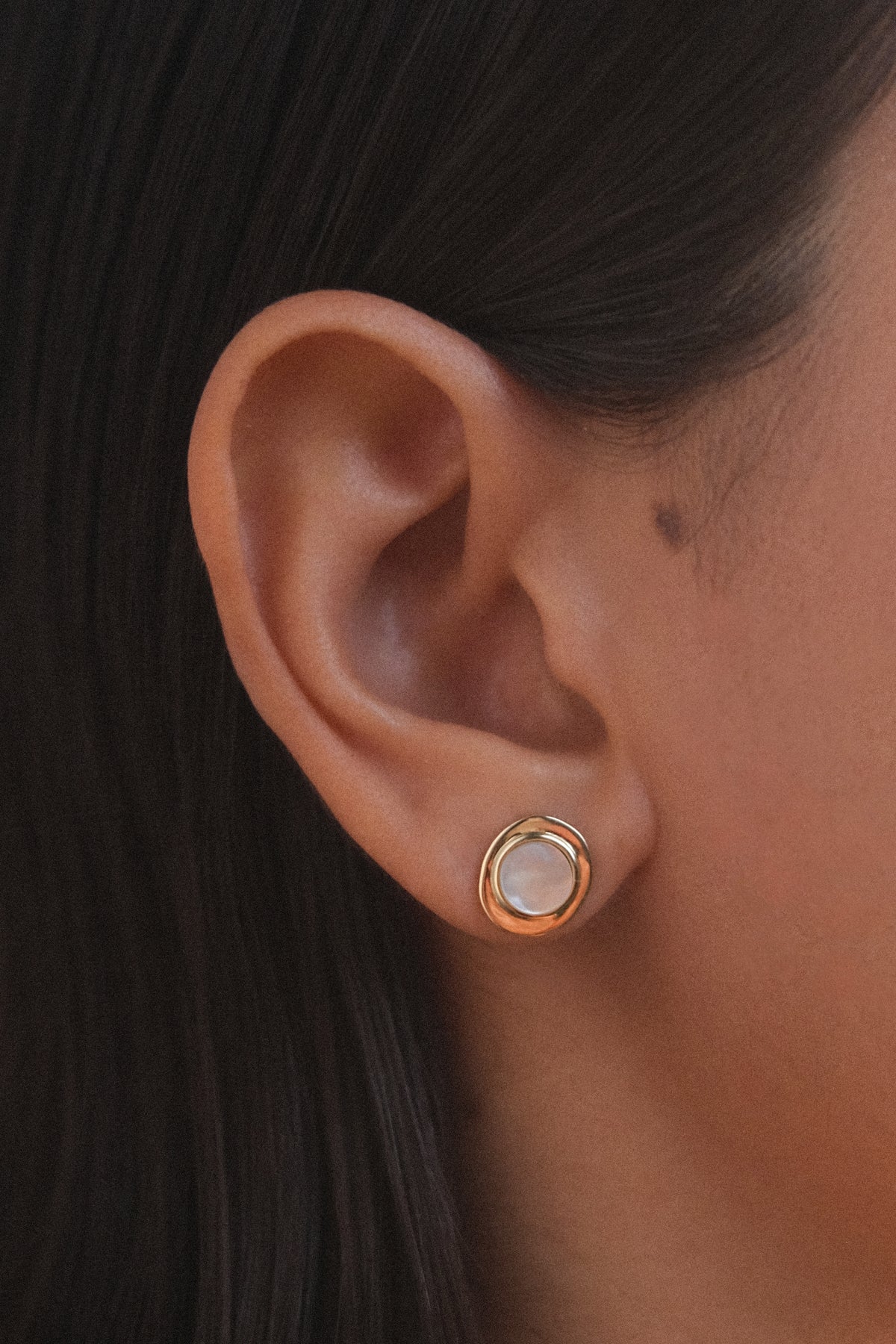 Aura Mother Pearl Earrings