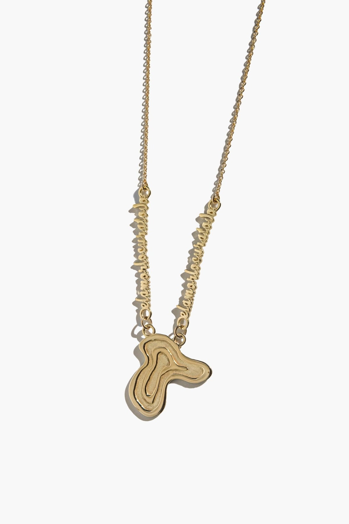 El Amor Lo Cura Todo Necklace - MUNS