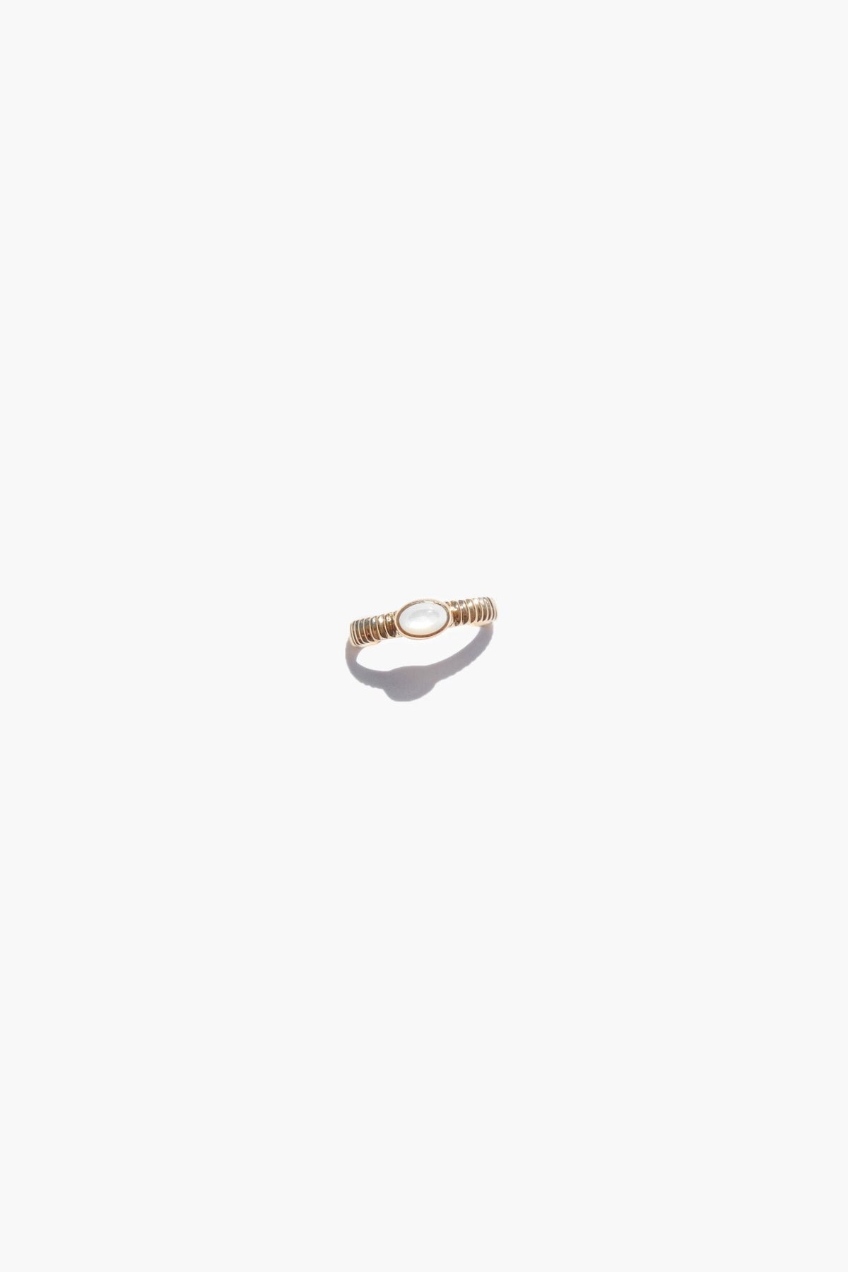 Memoir Mother Pearl Ring - MUNS