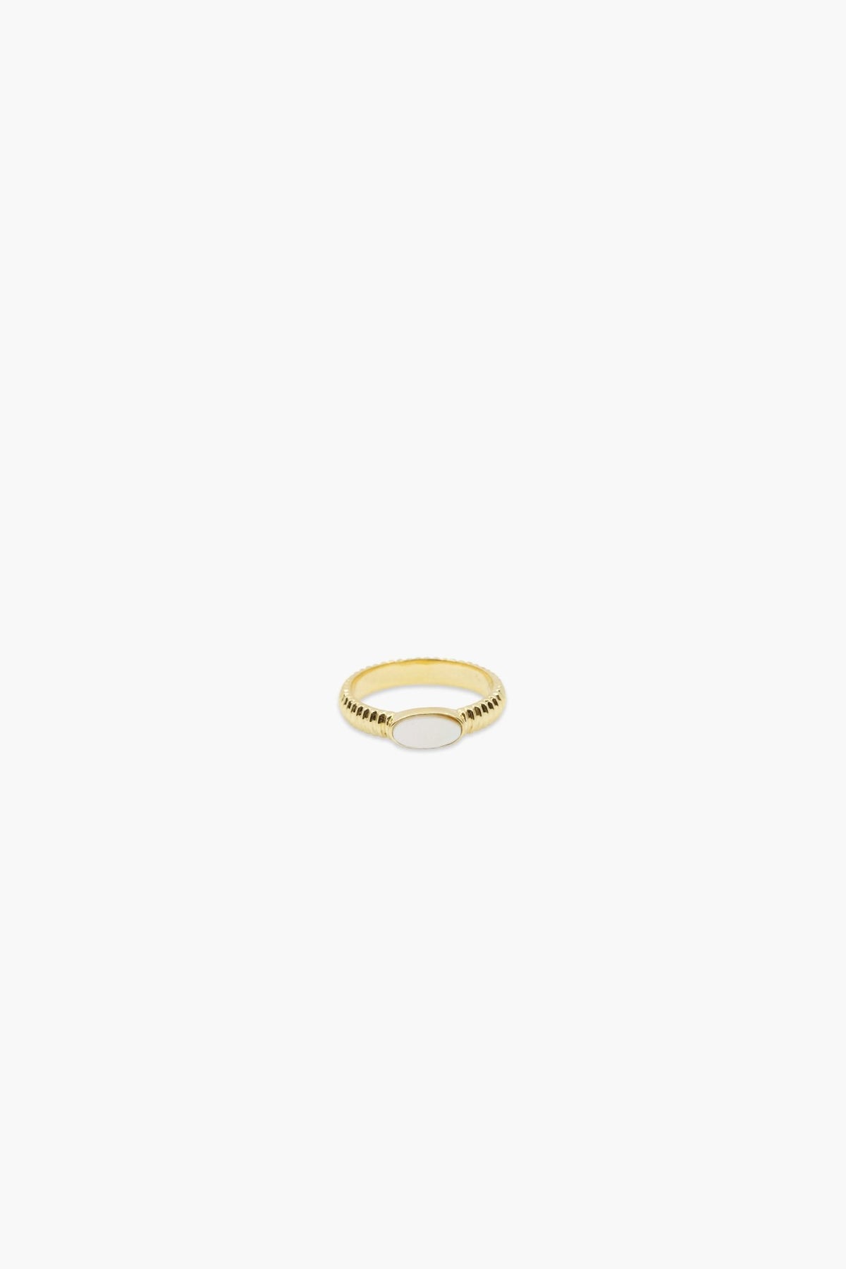Memoir Mother Pearl Ring - MUNS