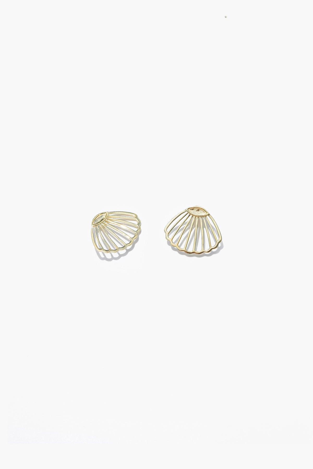 Concha Earrings